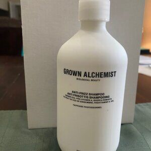 Grown Alchemist Anti-Frizz Shampoo – 500 mL/16.9 oz